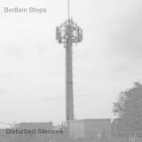 A black and white picture of a transmitter mast. Photo © Betty Longbottom (cc-by-sa/2.0)